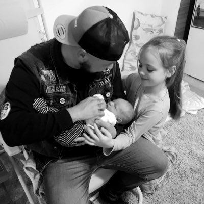 Profile Picture of Sam Waters (@fungusmunguss) on Twitter