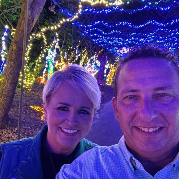 Profile Picture of Brian Bentley (@bbentleybroker) on Poshmark