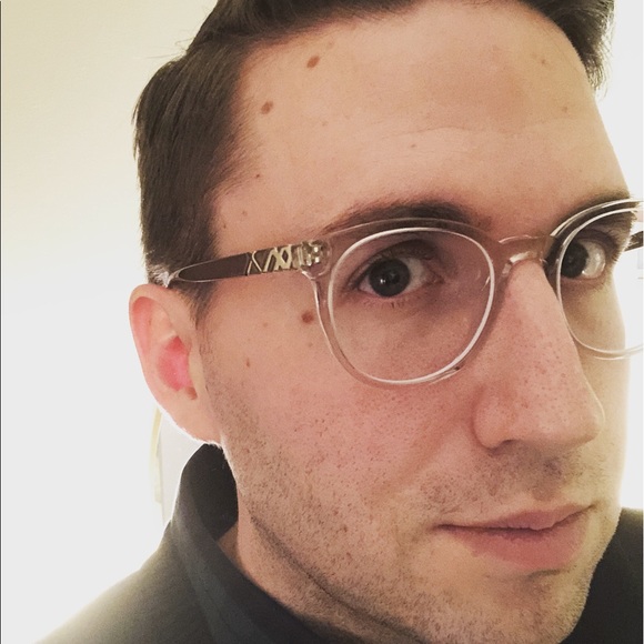 Profile Picture of Jason Orlenko (@jorlenko) on Poshmark