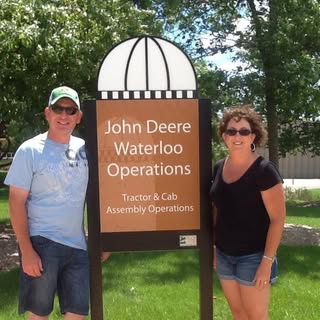 Profile Picture of Lori Hasselbring Robinson (@lorihasselbring) on Instagram