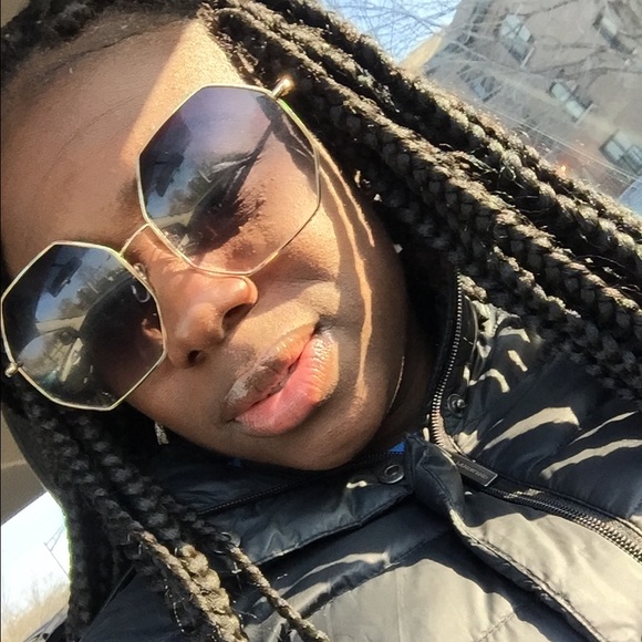 Profile Picture of Jalesa Haggard (@jalesa26) on Poshmark