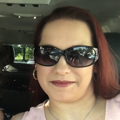 Profile Picture of Alexandria Clark (@CupCakeQueen80) on Twitter