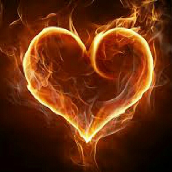 Shelly Grubb - Poshmark Profile Picture of Shelly Grubb (@shellyg24) on Poshmark