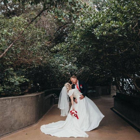 Profile Picture of Kimberly Edelman (@kimberlyedelman) on Poshmark