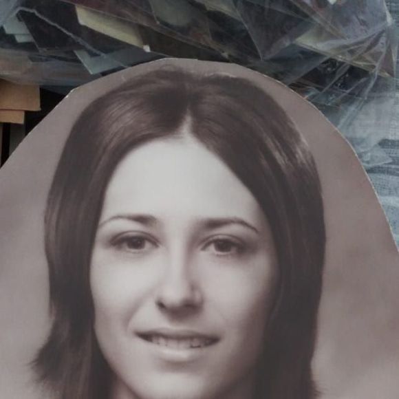 Profile Picture of Marcy Barrow perriera pedigo (@nvranuff) on Poshmark