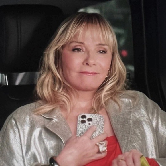 Profile Picture of Eileen Faville (@eileenfaville) on Poshmark