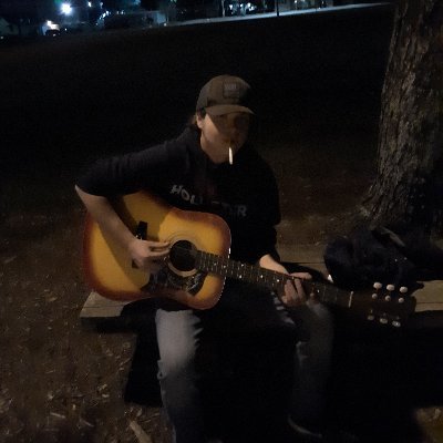 Profile Picture of Jessie Loflin (@JessieLoflin) on Twitter