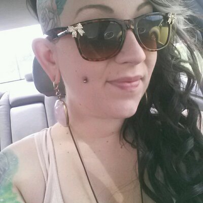 Profile Picture of Amanda Herren (@_amandakay_) on Twitter