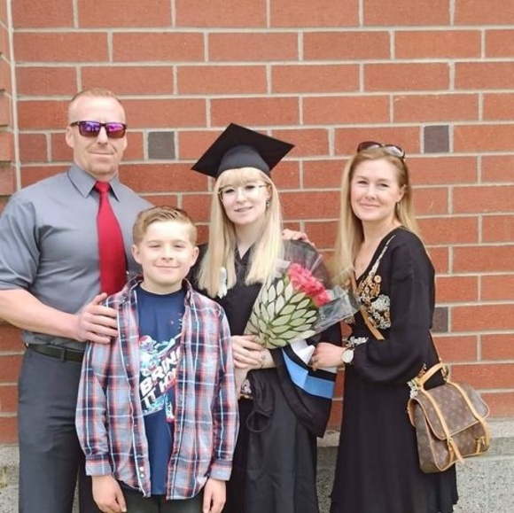 Profile Picture of Clint Castleman (@clintcastleman) on Poshmark