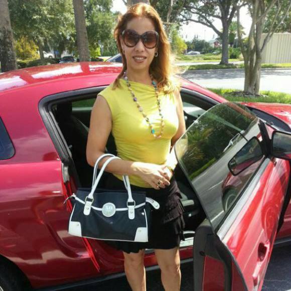 Sulay Borbolla - Poshmark Profile Picture of Sulay Borbolla (@sulayborbolla) on Poshmark