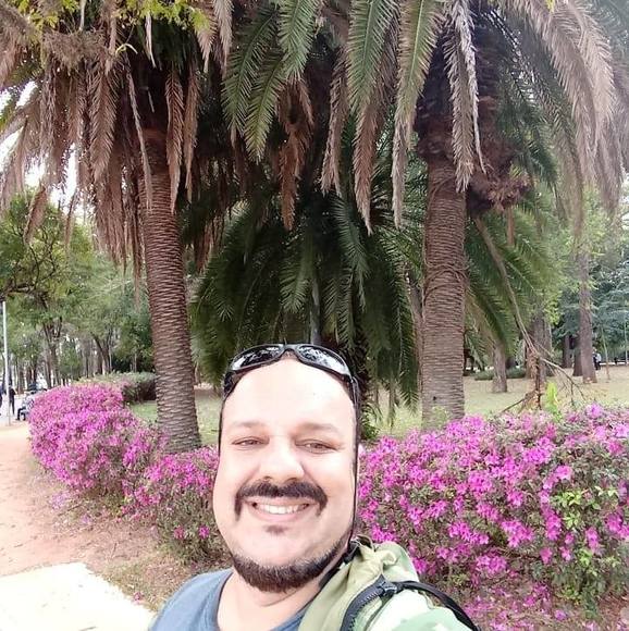 Profile Picture of Marcelo Menezes (@marcelomenez114) on Poshmark