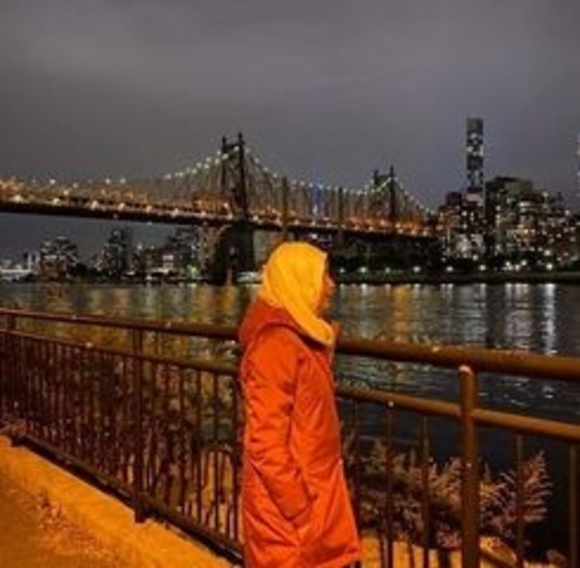 Profile Picture of Shahinur akter Shanu (@sanulawru) on Poshmark