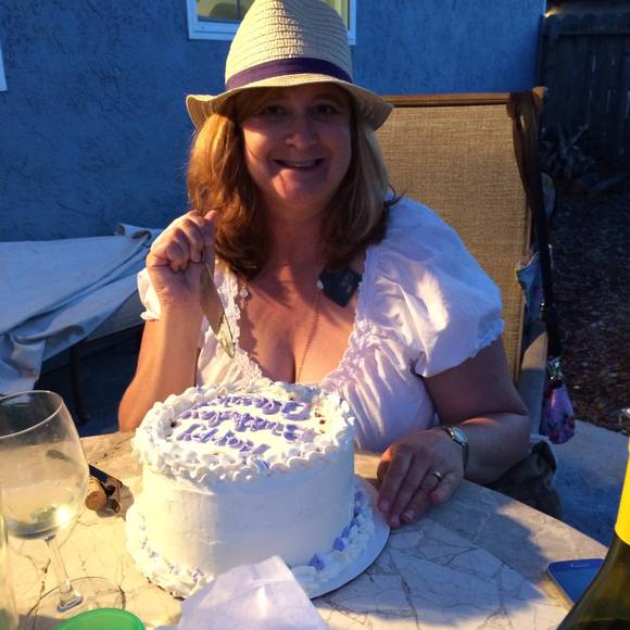 Profile Picture of Alexis Winkler halliday (@eahalliday) on Poshmark