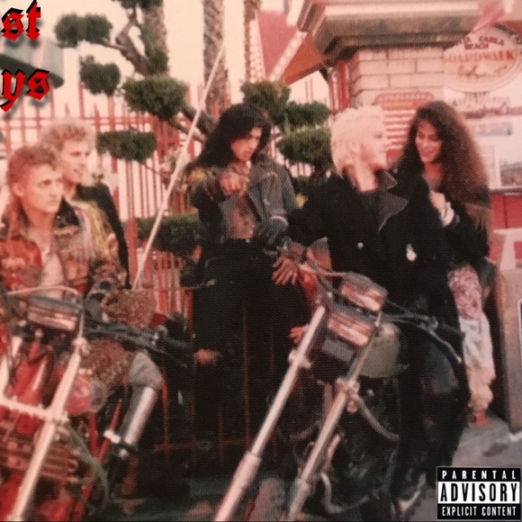 Profile Picture of Sloane Radojevic (@a_punks_closet) on Poshmark