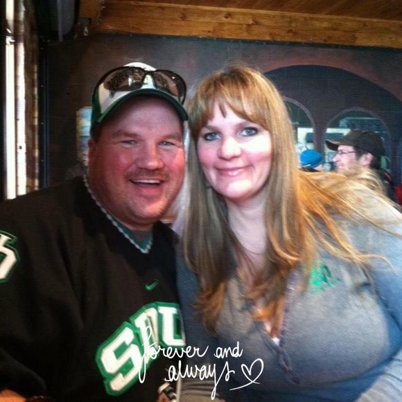 Profile Picture of Mia Hermanson (@miah3509) on Poshmark