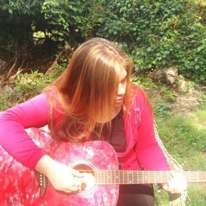 Profile Picture of Alexia Guerra (@bakeacakeoutofrainbows) on Myspace