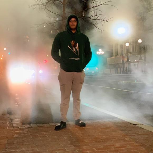 Profile Picture of Jose Becquer (@jose15558) on Poshmark