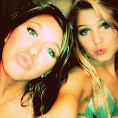 Profile Picture of Julie Ann Glaze (@JulieAnnGlaze) on Twitter