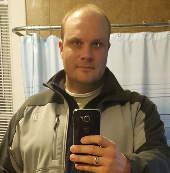 Profile Picture of Korey Scott (@koreyascott) on Poshmark