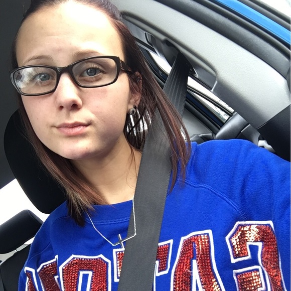 Profile Picture of Maggie Boring (@mboring2) on Poshmark