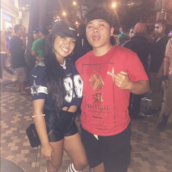 Profile Picture of Emerson Pelletero (@emerson19) on Poshmark