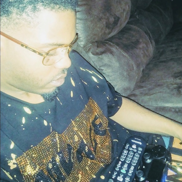 Profile Picture of Jeremy Blue (@blueja11) on Poshmark