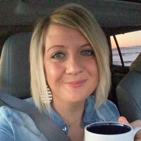 Profile Picture of Mandy Zimmerman (@mandysturm) on Poshmark