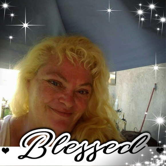 Profile Picture of Catherine Riggs (@aceriggs357) on Poshmark