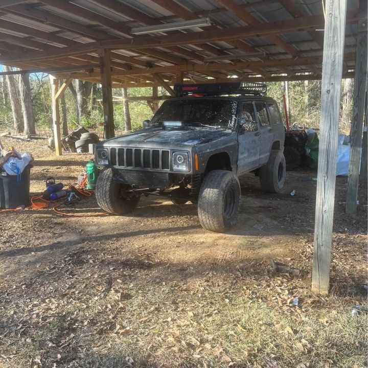 Profile Picture of buddythompson49 (@buddythompson49) on Tiktok