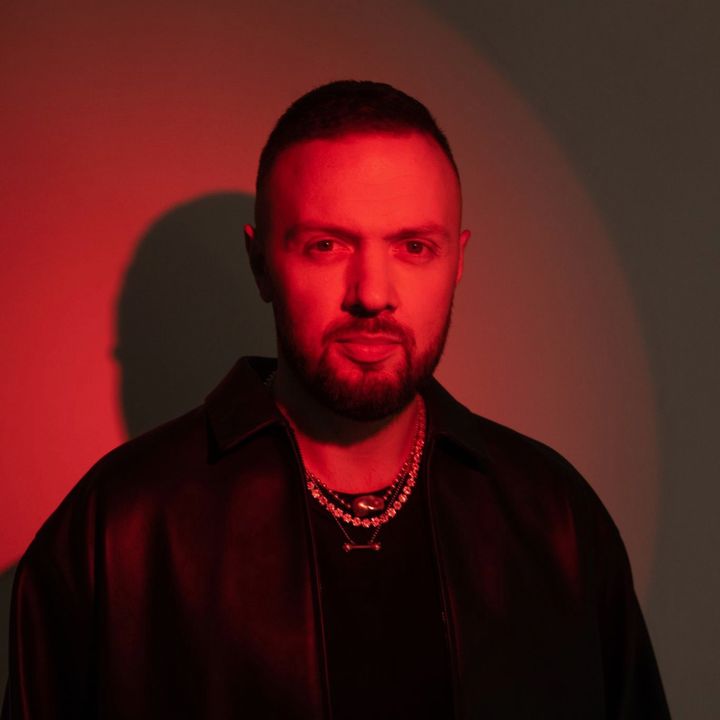 Profile Picture of chrislake (@chrislake) on Tiktok