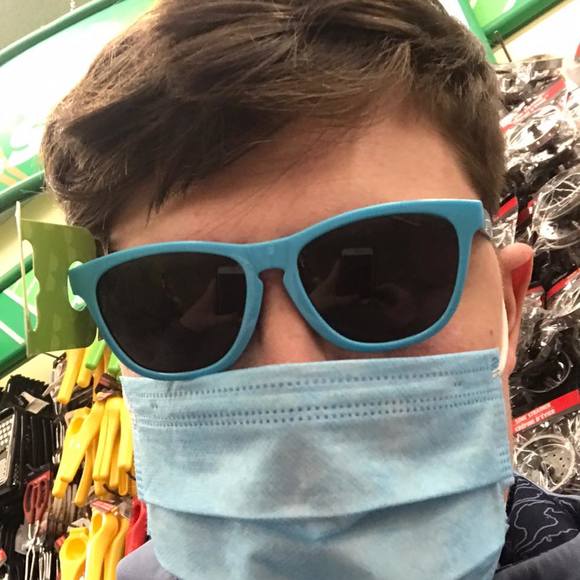 Profile Picture of Patrick Guzman (@patrickguzma237) on Poshmark