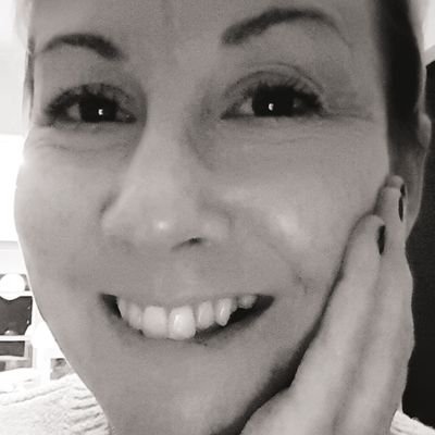 Profile Picture of Dr Naomi Hodgson (@DrNaomiHodgson) on Twitter