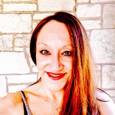 Profile Picture of Michelle Marie Olsonon Twitter