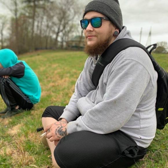 Profile Picture of Nick Calvert (@nickcalvert) on Poshmark