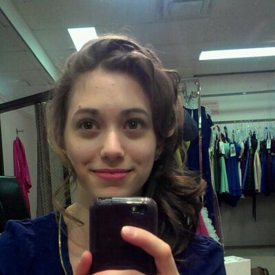 Profile Photo of Catherine Menard (@cathoubieber) on Twitter