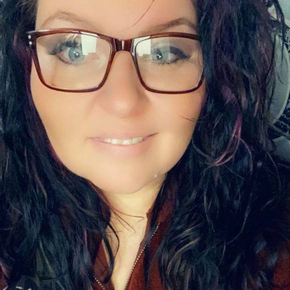 Profile Picture of Bobbie Mcclain walker (@cwalker7997) on Poshmark