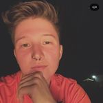 Profile Picture of Sarah Wade (@_sarah_wade_) on Instagram