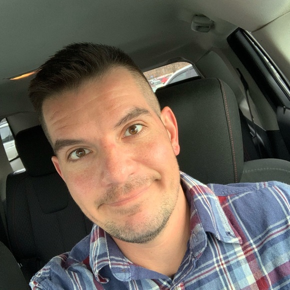 Profile Picture of Scott Mccall (@scottmccall824) on Poshmark