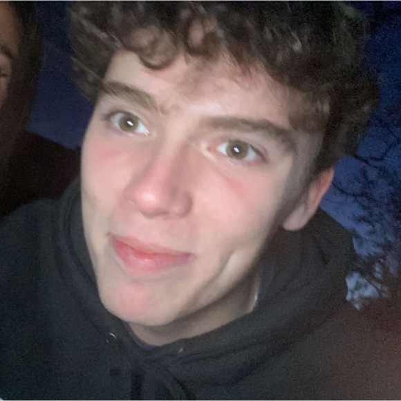 Profile Picture of Sean Doherty (@seancdoherty) on Poshmark