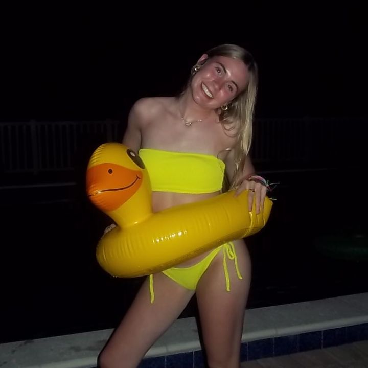 Profile Picture of Leah Gibson (@whoisleahgibson) on Tiktok