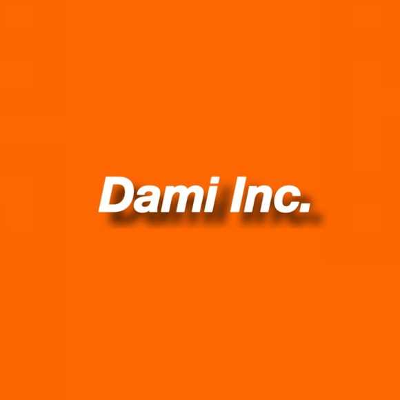 Profile Picture of Damiona Reid (@damiinc) on Poshmark