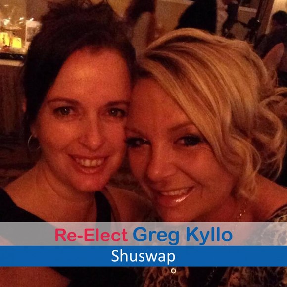 Profile Picture of Alison Burke-watson (@ali_golf) on Poshmark