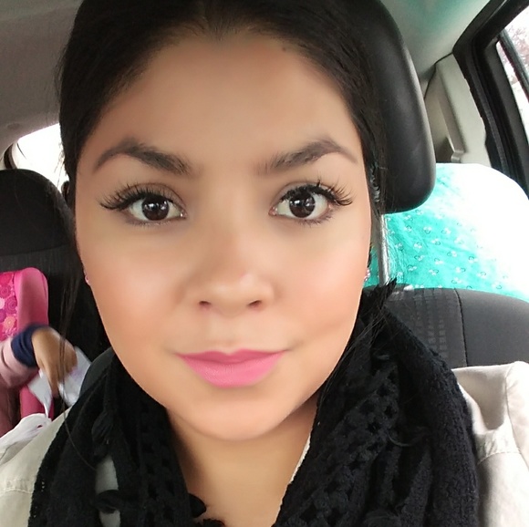 Profile Picture of Lupita Gonsales (@gordyys55) on Poshmark