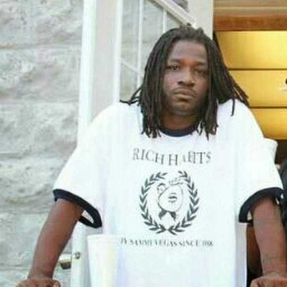 Profile Picture of Mark Phillips (@markjrphillips) on Poshmark