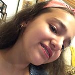 Profile Picture of Stella Papadamianos (@woo_stella_is_here_) on Instagram