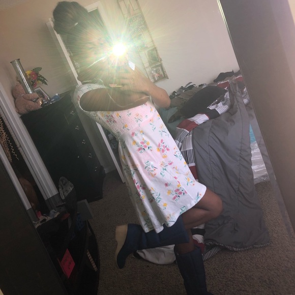 Profile Picture of Adrianna Worley (@adriannaworley) on Poshmark