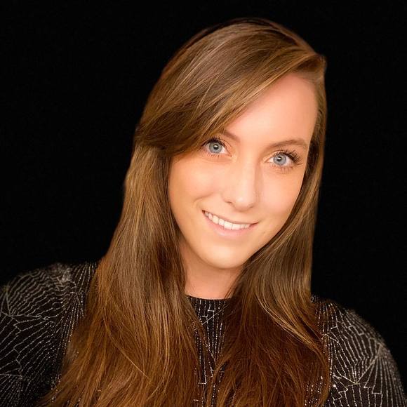 Profile Picture of Tiffany Frownfelter (@tifferzf) on Poshmark