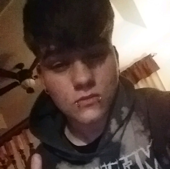 Profile Picture of Caleb Monroe (@xexul) on Poshmark