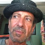 Profile Picture of Steve Linden (@stevelindenart) on Instagram