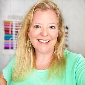 Profile Picture of Amy Romeu ✂️🧵 Cricut Jewelry Making & Crafts (@amyromeu) on Pinterest